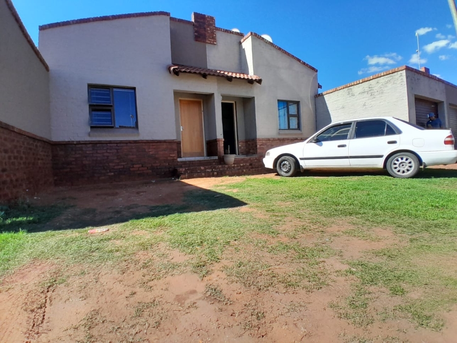 2 Bedroom Property for Sale in Kathu Northern Cape